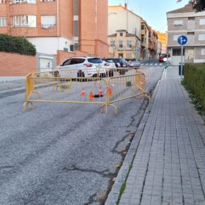 Ciudadanos Segovia denuncia la aparición de un segundo agujero en la calle del Parque en menos de un año