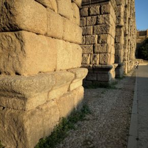 Ciudadanos exige al Ayuntamiento de Segovia la puesta en marcha de un plan de desbroce en aceras y vías de la ciudad